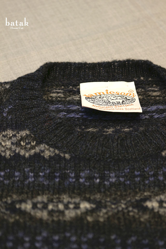 Jamisons_Knit_Navy